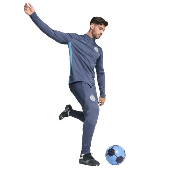 PUMA Manchester City Trainingspak 1/4-Zip 2024-2025 Donkerblauw Lichtblauw PUMA Manchester City Trainingspak 1/4-Zip 2024-2025 Donkerblauw Lichtblauw