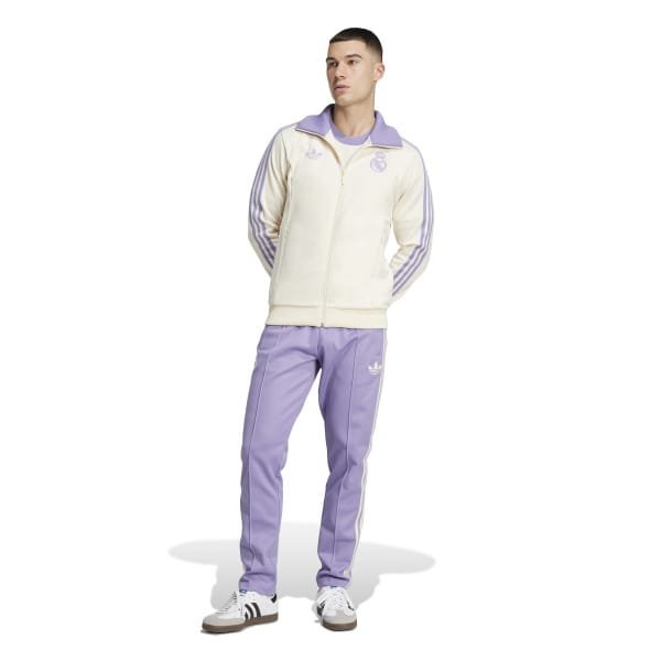 adidas Real Madrid Culturewear Trainingspak Full-Zip 2024-2025 Gebroken Wit Lichtpaars adidas Real Madrid Culturewear Trainingspak Full-Zip 2024-2025 Gebroken Wit Lichtpaars