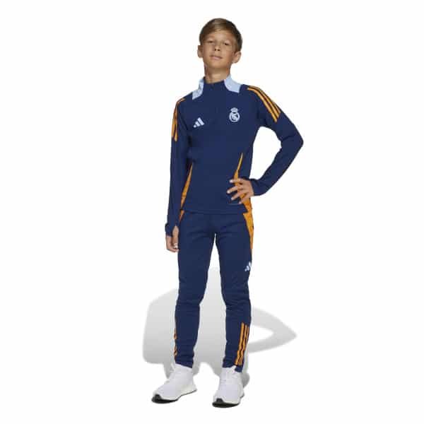 adidas Real Madrid Trainingspak 1/4-Zip 2024-2025 Kids Donkerblauw Oranje Lichtblauw adidas Real Madrid Trainingspak 1/4-Zip 2024-2025 Kids Donkerblauw Oranje Lichtblauw